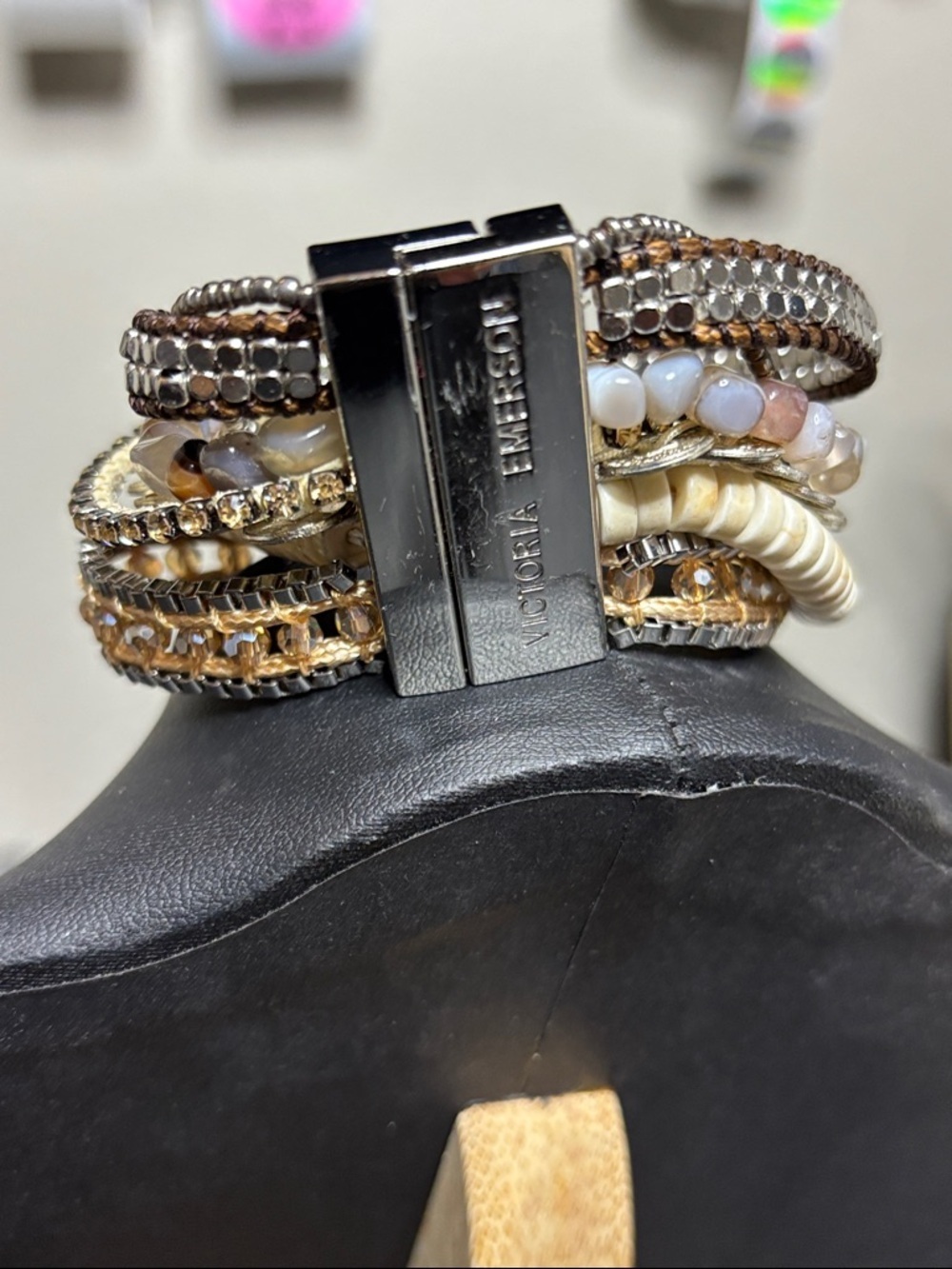 VICTORIA EMERSON MIXED Beaded Boho Coachella Magnetic Closure Wrap Bracelet - Picture 3 of 8
